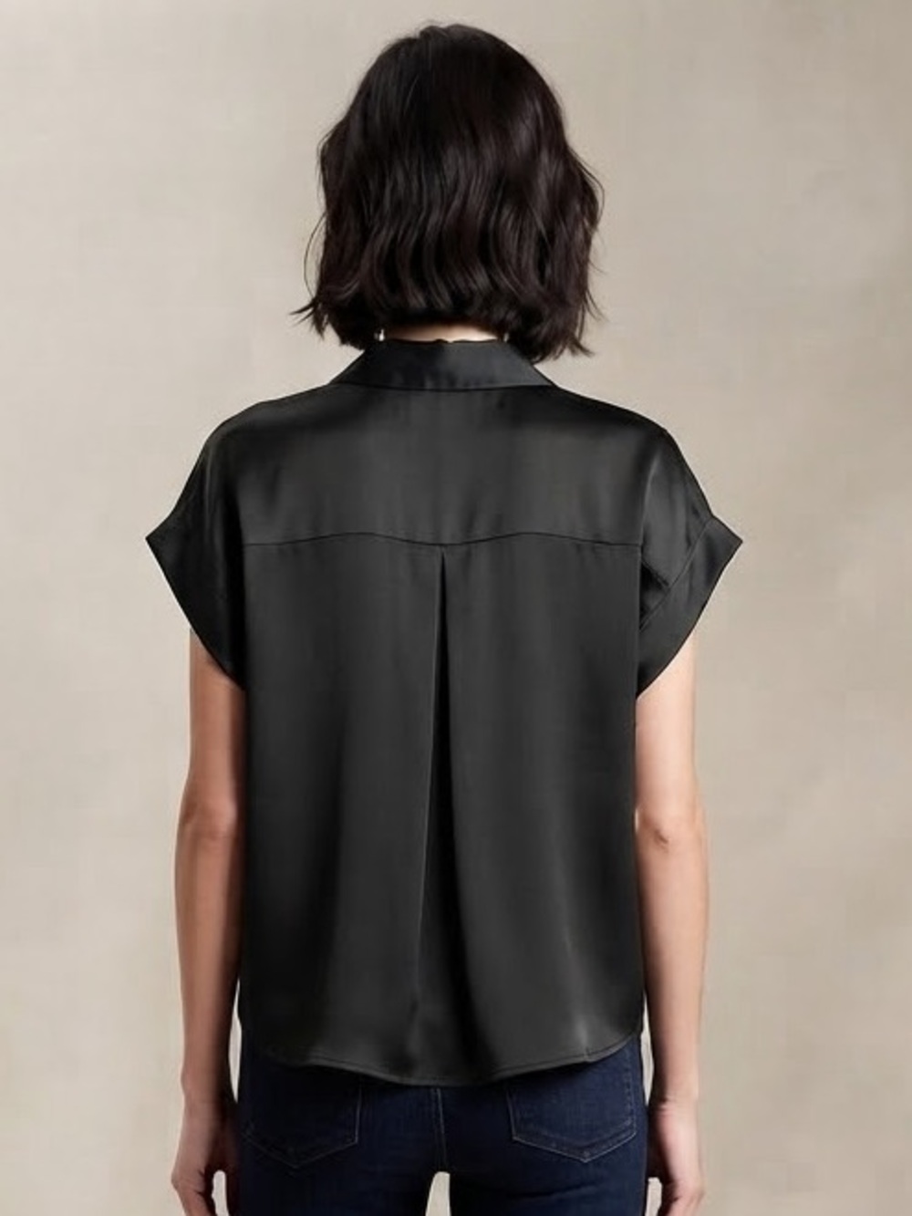 ROSE & OLIVE Short-Sleeve Satin Utility Shirt S 20” p2p Black NWOT - Picture 6 of 10